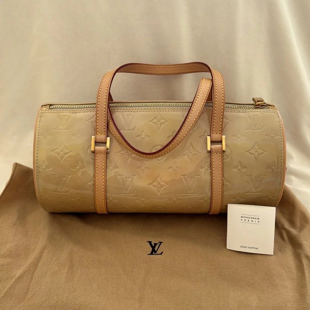 Louis Vuitton Bedford Handbag - Picture 2 of 13